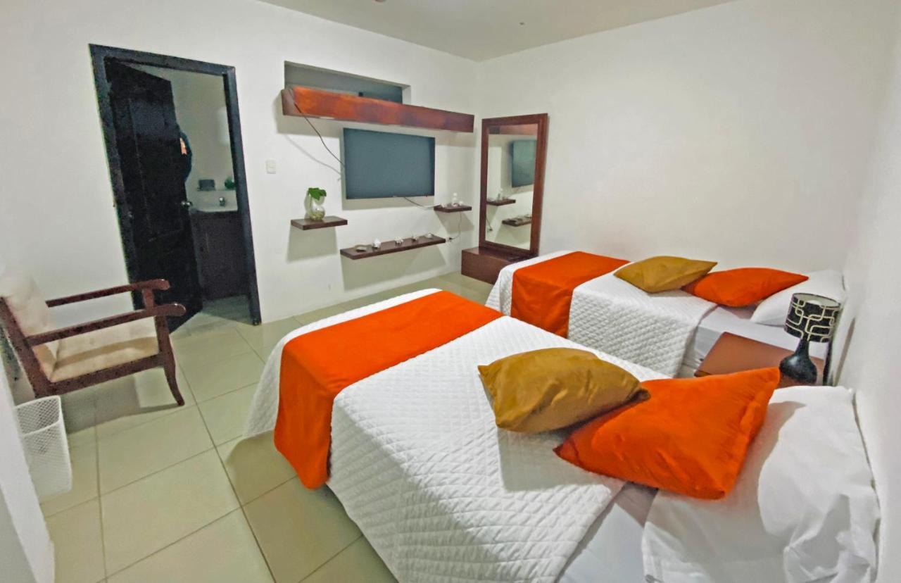 Carpao Lodging Galapagos Puerto Ayora  Exterior photo